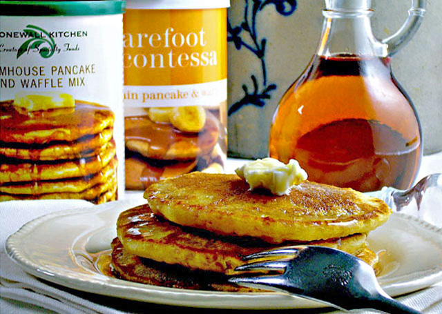 Banana Buttermilk Pancakes with Maple Syrup