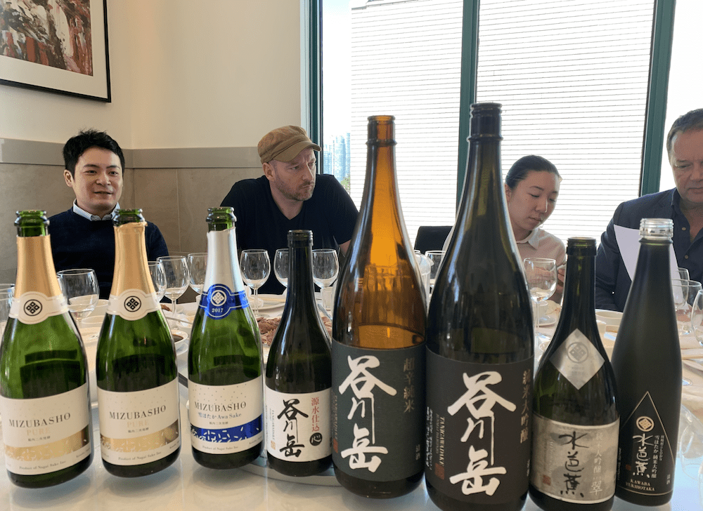 Exploring Aging and Rice Varieties in Sparkling Sake